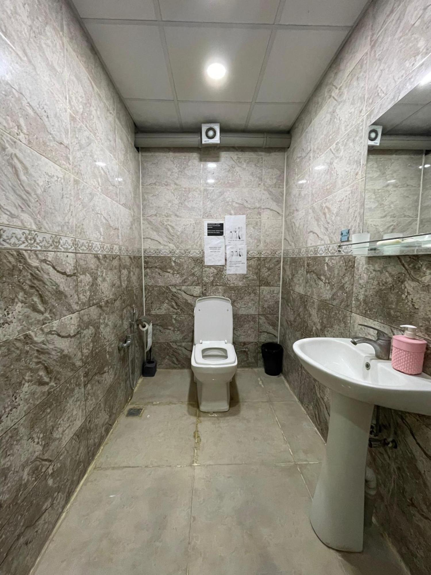 Rahat Hotel Ganja Ngoại thất bức ảnh