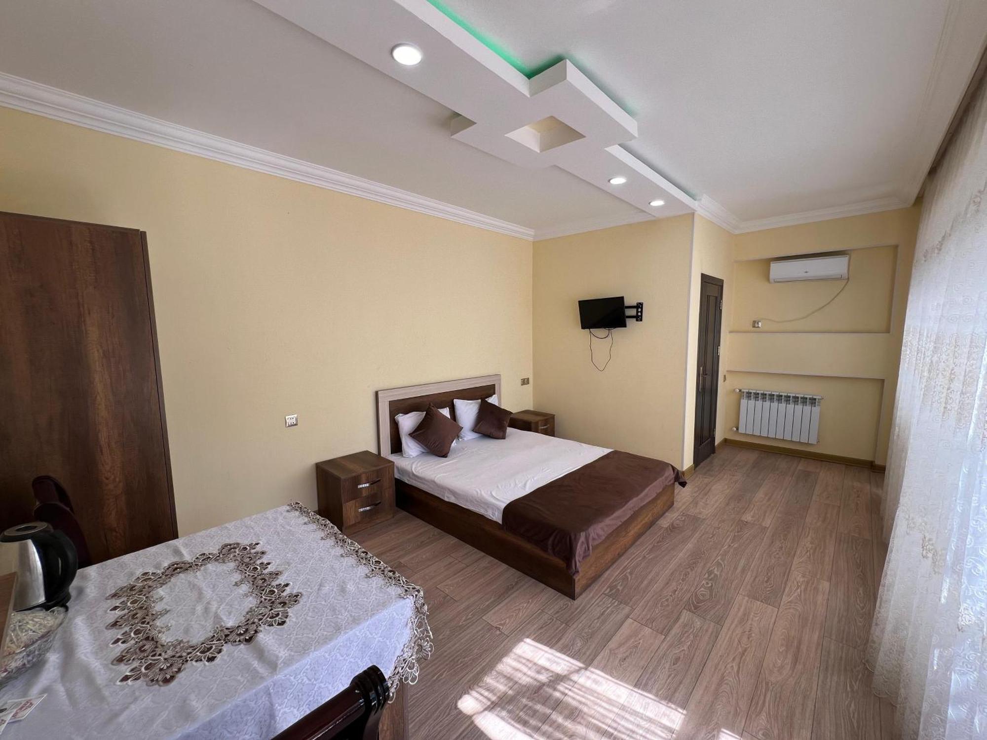 Rahat Hotel Ganja Ngoại thất bức ảnh